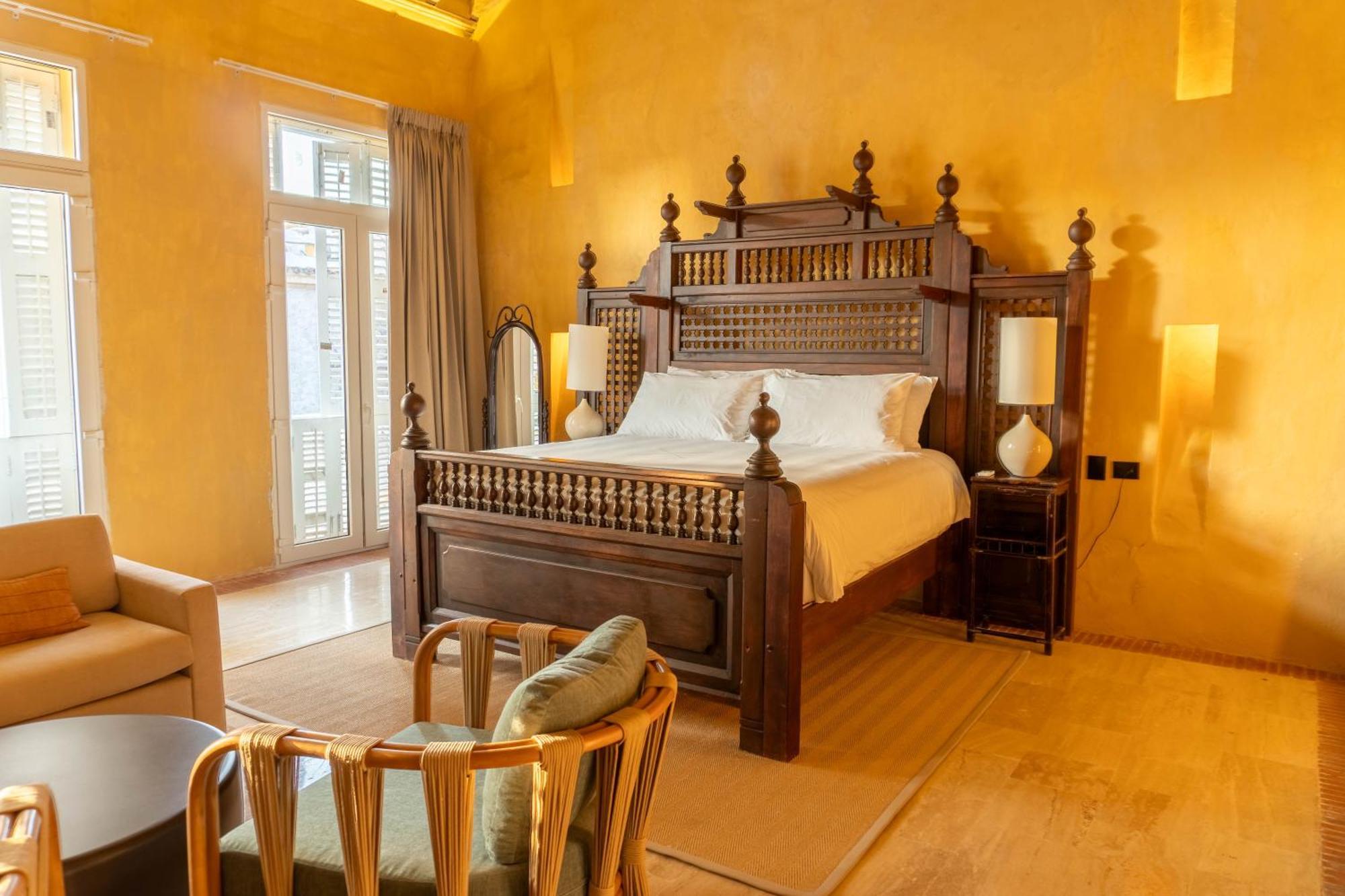 Hotel Casa Pombo 5*