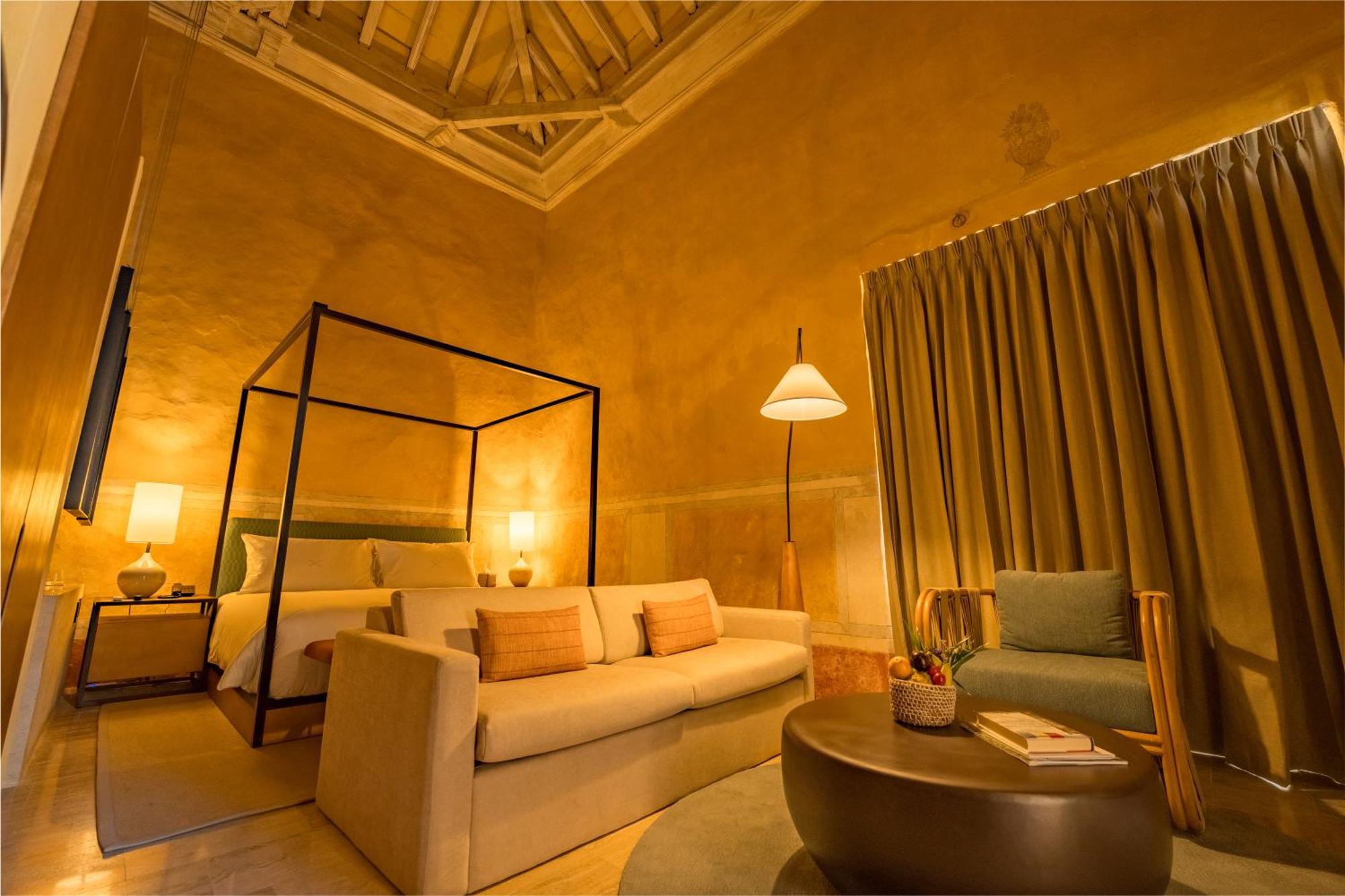 Casa Pombo Hotel 5*