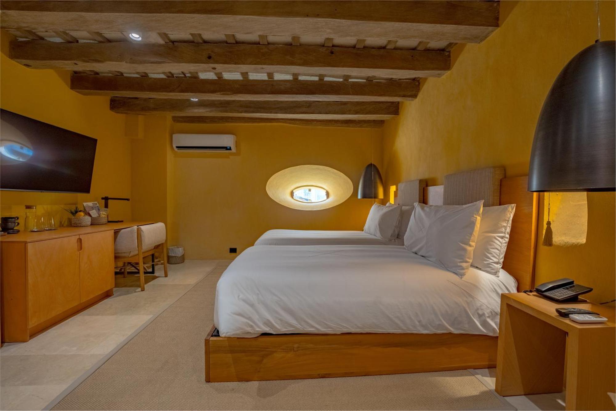 Hotel Casa Pombo 5*